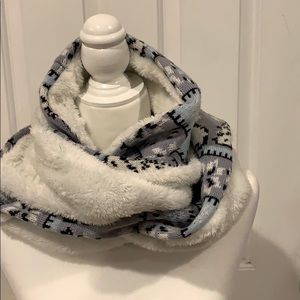 Vera Bradley infinity scarf